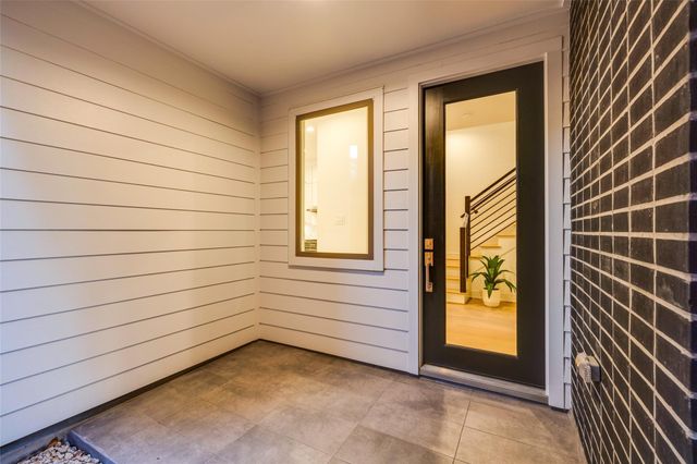 2630 Peckham Street, Houston, TX 77098