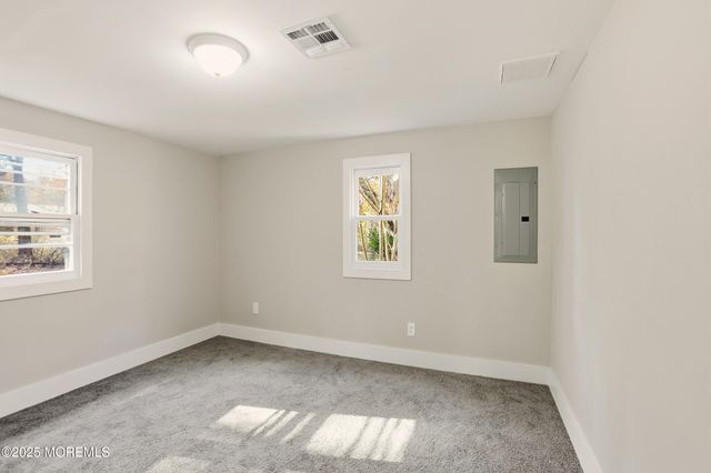 31 Rappleyea Road, Howell, NJ 07731