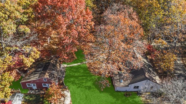 31 Rappleyea Road, Howell, NJ 07731