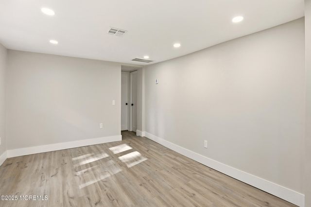 31 Rappleyea Road, Howell, NJ 07731