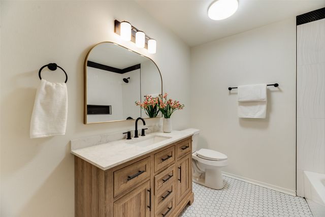 305 Lively Hill, Mckinney, TX 75069