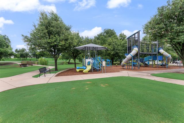 305 Lively Hill, Mckinney, TX 75069