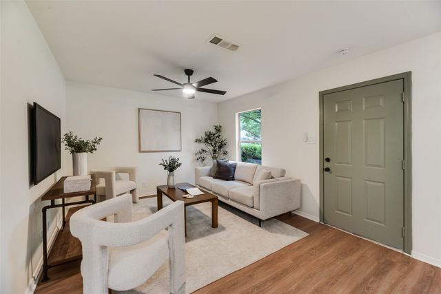 305 Lively Hill, Mckinney, TX 75069