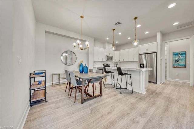 6421 Carnival RD, Naples, FL 34113