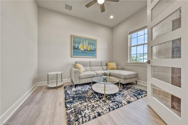 6421 Carnival RD, Naples, FL 34113