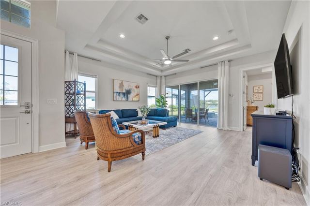 6421 Carnival RD, Naples, FL 34113