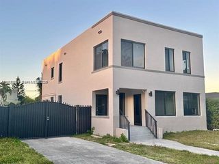 2369 SW 17th Ter 2369, Miami, FL 33145