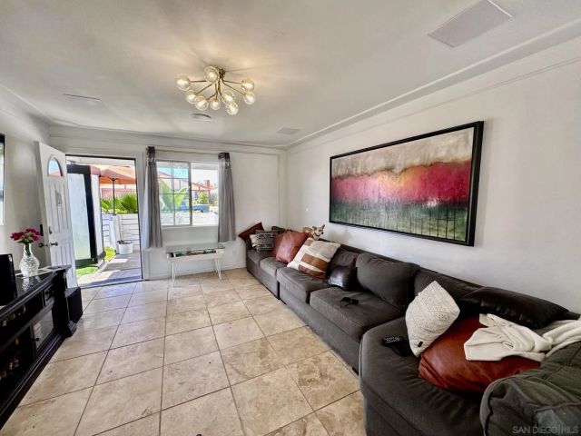 10979 Salinas way, San Diego, CA 92126