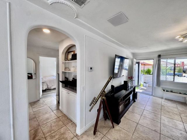 10979 Salinas way, San Diego, CA 92126