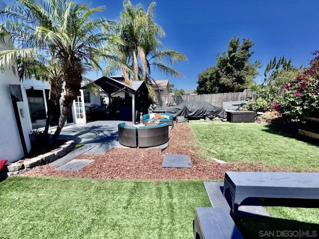 10979 Salinas way, San Diego, CA 92126