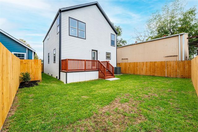 7709 Avenue L, Houston, TX 77012