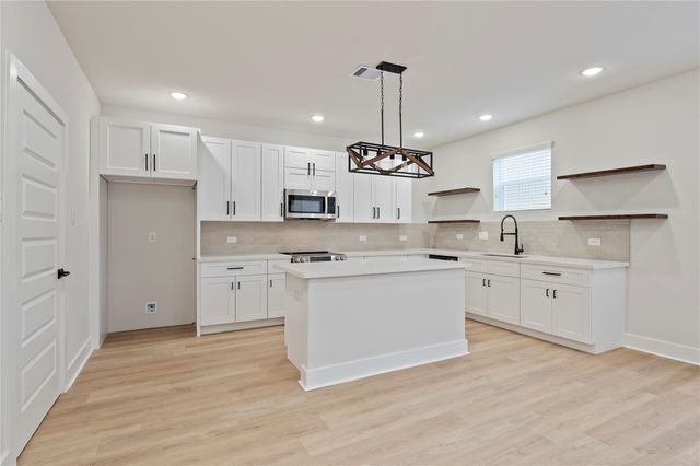 7709 Avenue L, Houston, TX 77012