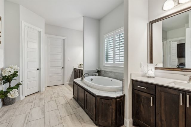 671 Cimarron Meadows Drive, Waxahachie, TX 75167