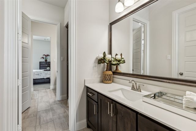 671 Cimarron Meadows Drive, Waxahachie, TX 75167
