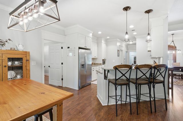 15 W Donnington, Hattiesburg, MS 39402