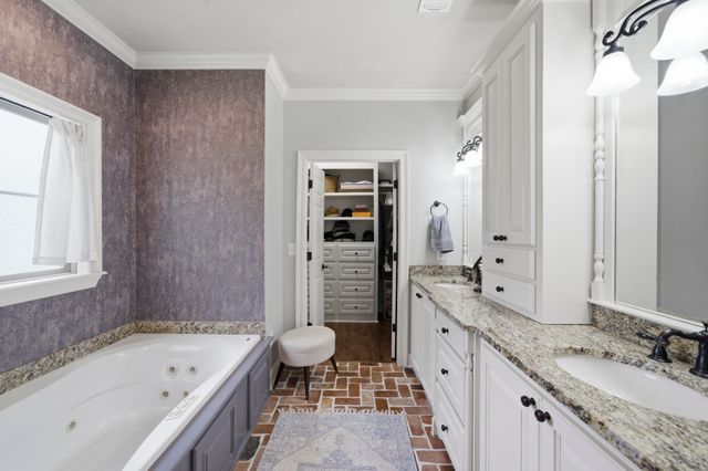 15 W Donnington, Hattiesburg, MS 39402