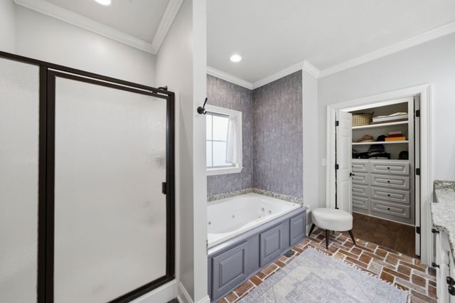 15 W Donnington, Hattiesburg, MS 39402
