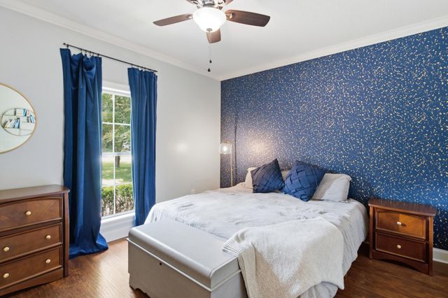 15 W Donnington, Hattiesburg, MS 39402