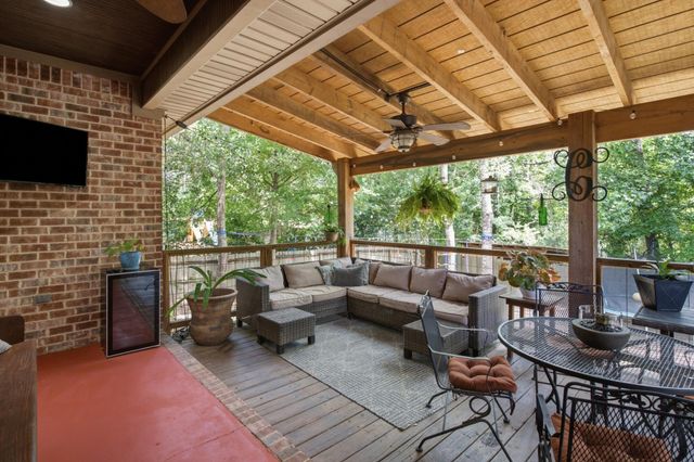 15 W Donnington, Hattiesburg, MS 39402