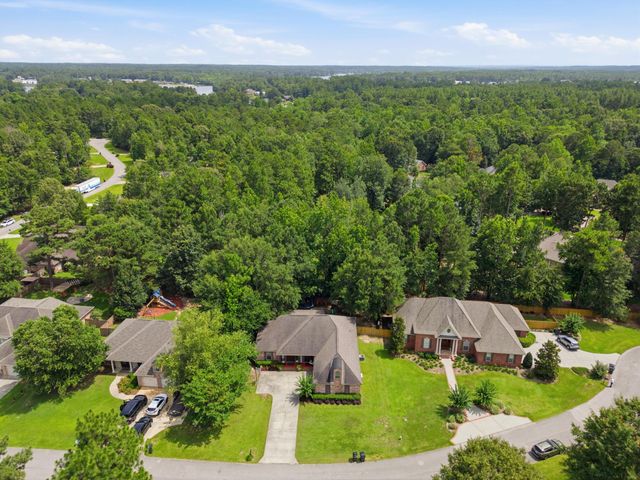 15 W Donnington, Hattiesburg, MS 39402