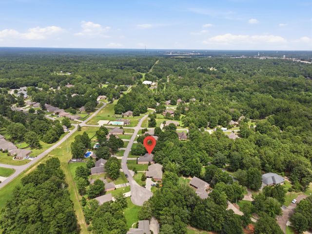 15 W Donnington, Hattiesburg, MS 39402