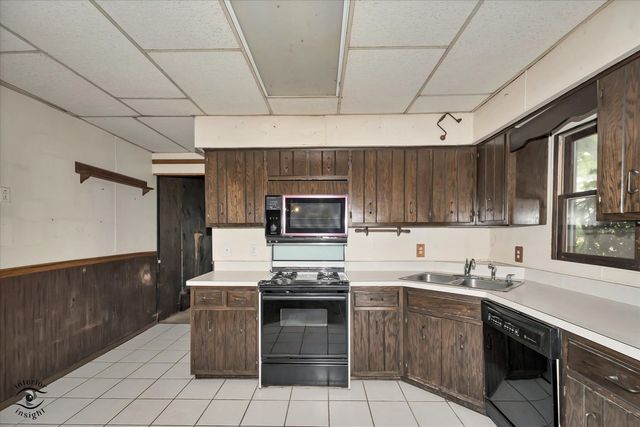 13452 W Chicago Bloomington Trail, Homer Glen, IL 60491