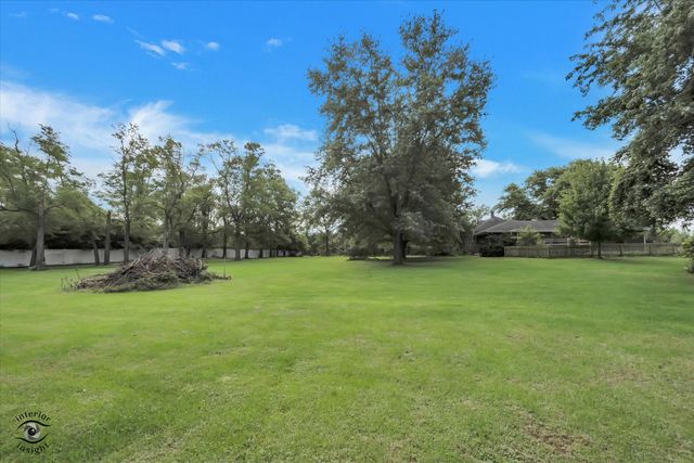 13452 W Chicago Bloomington Trail, Homer Glen, IL 60491