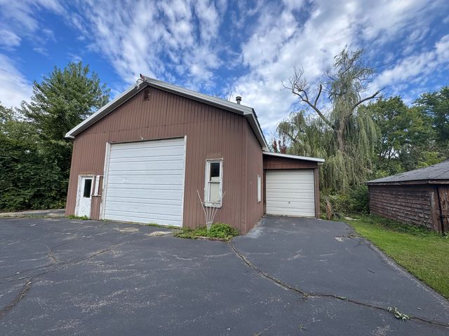 13452 W Chicago Bloomington Trail, Homer Glen, IL 60491