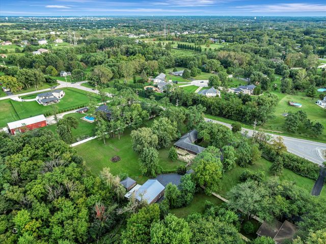 13452 W Chicago Bloomington Trail, Homer Glen, IL 60491