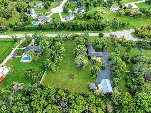 13452 W Chicago Bloomington Trail, Homer Glen, IL 60491
