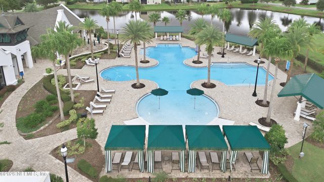 10 MONTSERRAT Drive, St. Augustine, FL 32092