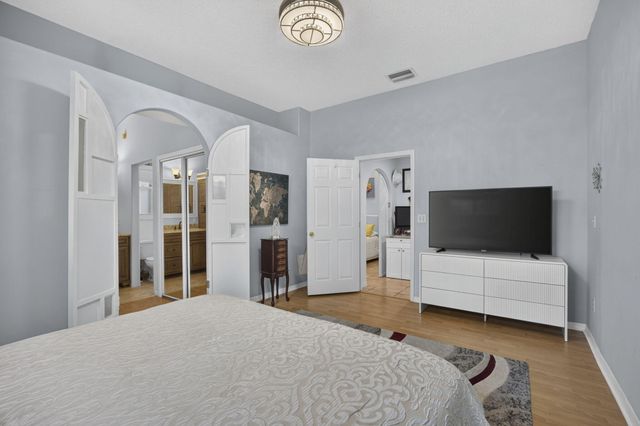 716 LAKE WELLINGTON Drive, Wellington, FL 33414