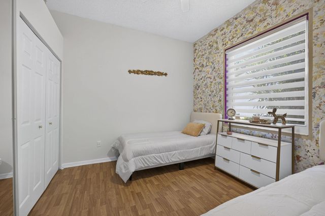 716 LAKE WELLINGTON Drive, Wellington, FL 33414