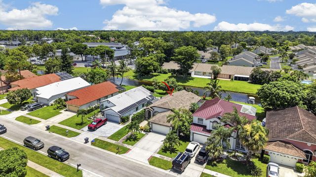 716 LAKE WELLINGTON Drive, Wellington, FL 33414