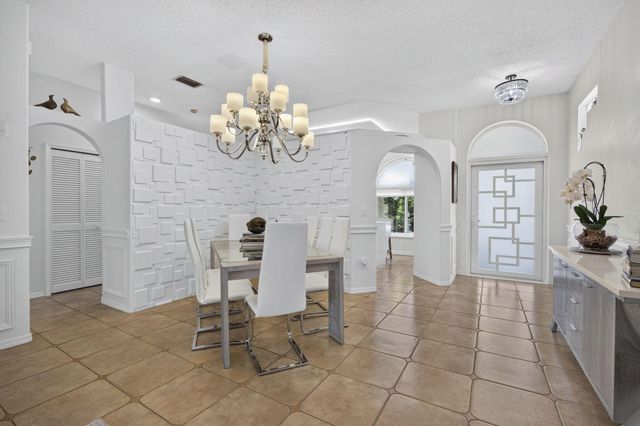 716 LAKE WELLINGTON Drive, Wellington, FL 33414