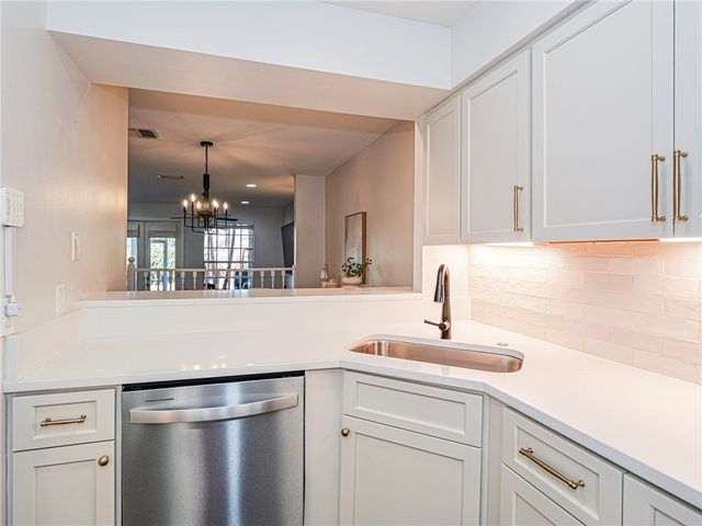 452 Prestwick Court, Melbourne, FL 32940