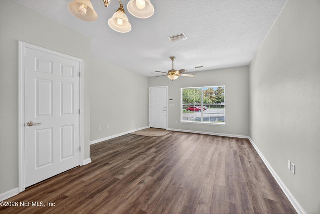 8098 SUMMER PALM Court, Jacksonville, FL 32256
