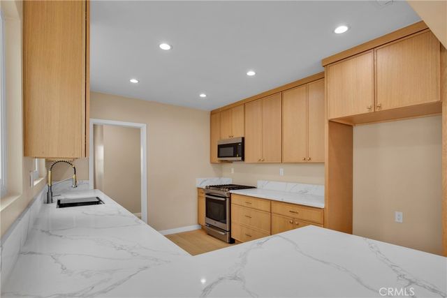 6306 Alviso, Hyde Park, CA 90043