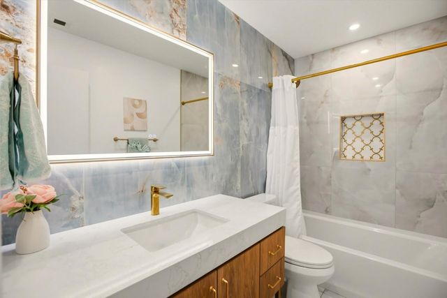 245 N Tradewinds Avenue, Lauderdale-By-The-Sea, Fort Lauderdale, FL 33308