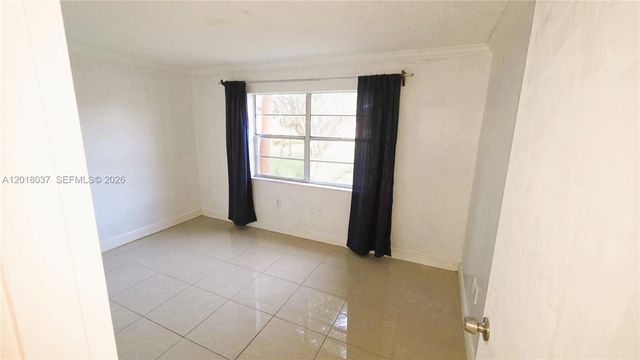 4344 NW 9th Ave 10-2B, Deerfield Beach, FL 33064