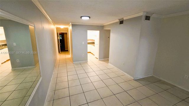 4344 NW 9th Ave 10-2B, Deerfield Beach, FL 33064