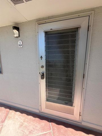 210 Valencia I, Delray Beach, FL 33446