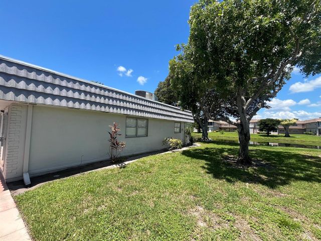 210 Valencia I, Delray Beach, FL 33446