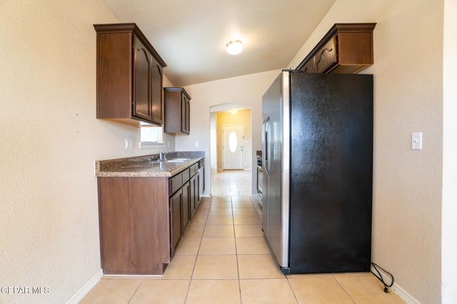 7204 Copper Sky Court, El Paso, TX 79934