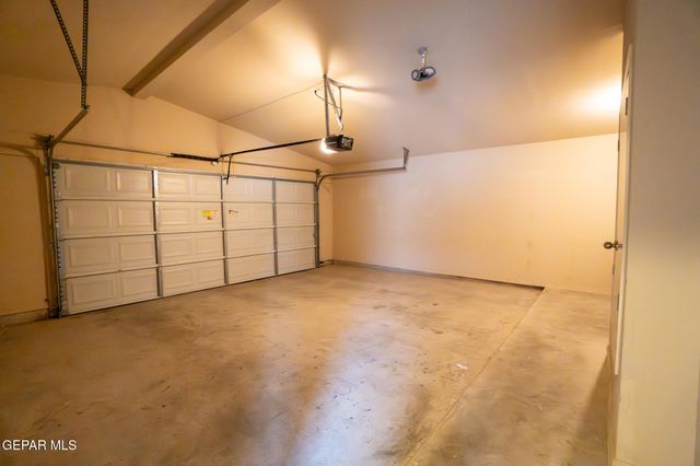 7204 Copper Sky Court, El Paso, TX 79934