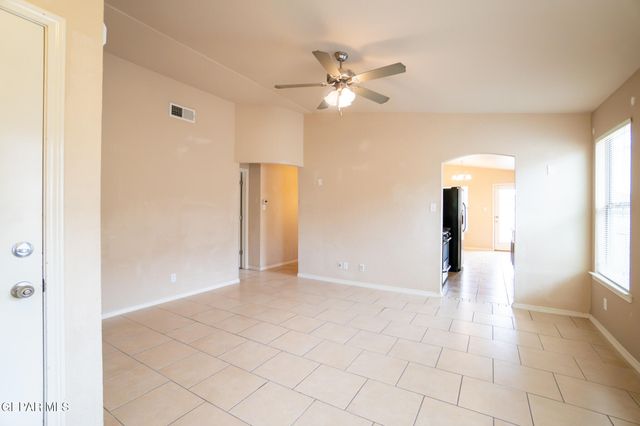 7204 Copper Sky Court, El Paso, TX 79934
