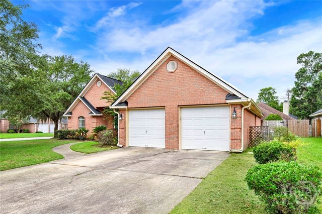1 Heathers Chase, Savannah, GA 31419