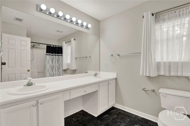 1 Heathers Chase, Savannah, GA 31419