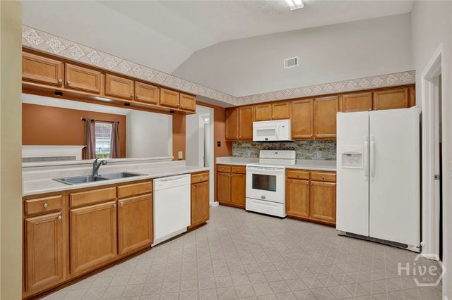 1 Heathers Chase, Savannah, GA 31419