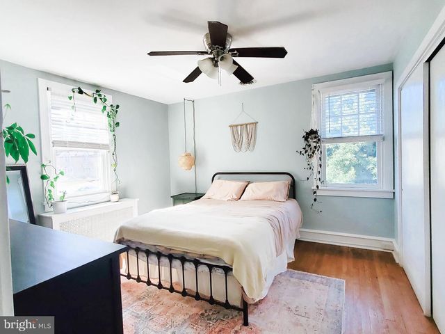 9 W GARRISON RD, Brookhaven, PA 19015
